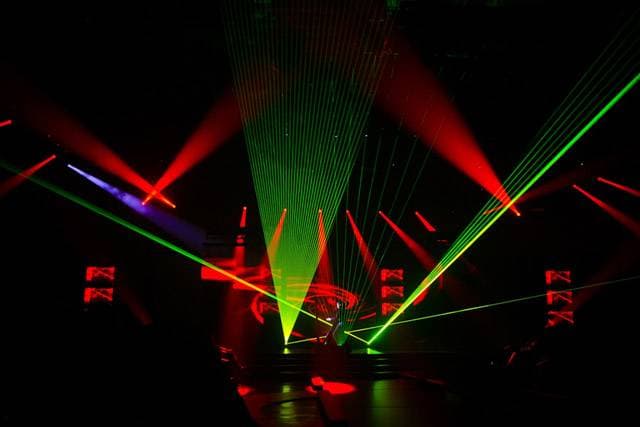 Лазерная установка купить в Твери для дискотек, вечеринок, дома, кафе, клуба