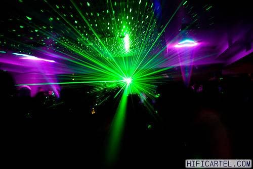 Лазерная установка купить в Твери для дискотек, вечеринок, дома, кафе, клуба